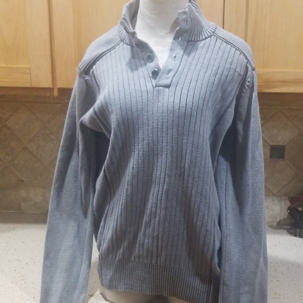 Carbon sweater